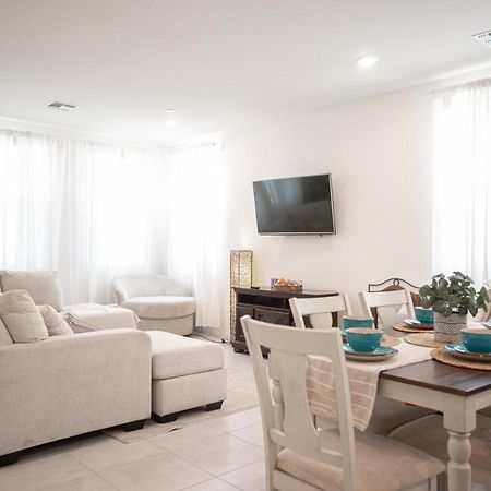 Beautiful Brand New 2 Bedroom Vegas Home! Fits 12 Or More,15-20 Minutes From Lv Strip Las Vegas Ngoại thất bức ảnh