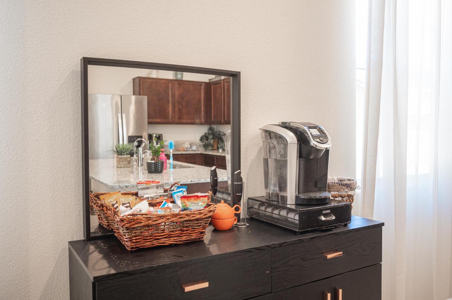 Beautiful Brand New 2 Bedroom Vegas Home! Fits 12 Or More,15-20 Minutes From Lv Strip Las Vegas Ngoại thất bức ảnh